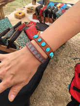 Load image into Gallery viewer, Leather Turquoise/Howlite Bracelet