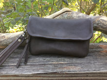 Load image into Gallery viewer, Deerskin Leather Wristlet