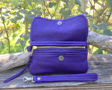 Load image into Gallery viewer, Deerskin Leather Wristlet