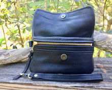 Load image into Gallery viewer, Deerskin Leather Wristlet