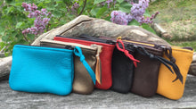 Load image into Gallery viewer, Deerskin Zipper Pouch (small)