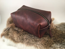 Load image into Gallery viewer, Leather Travel Kit