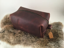 Load image into Gallery viewer, Leather Travel Kit