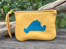 Load image into Gallery viewer, Marthas Vineyard Deerskin Zipper Pouch