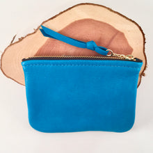 Load image into Gallery viewer, Deerskin Zipper Pouch Brass Zipper